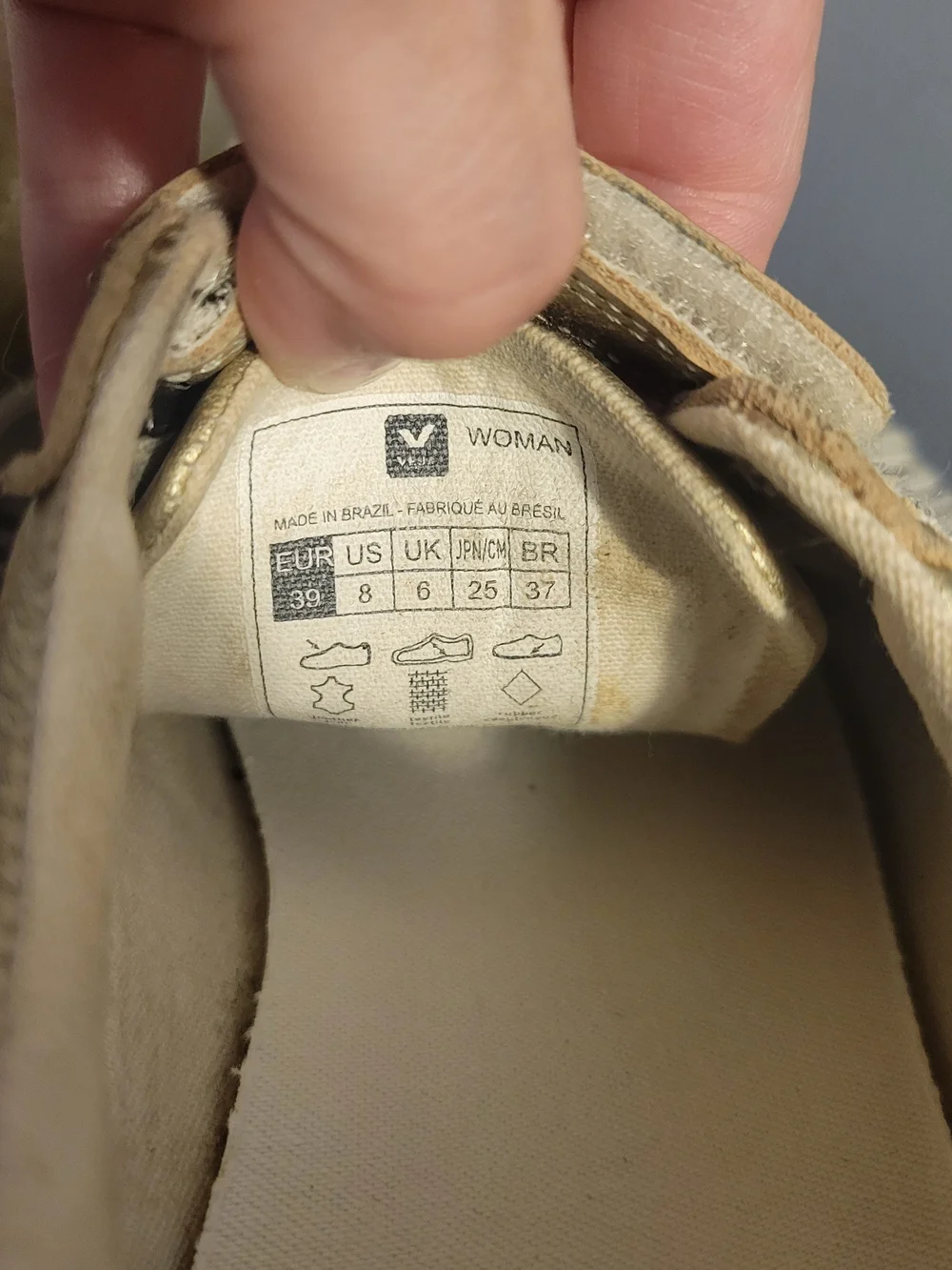 Veja Women's Gold 3 Velcro Strap Sneakers Size 8